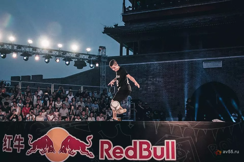 フットボールフリースタイル TyumenFF — 写真1