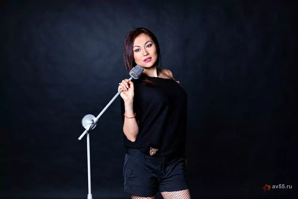 La chanteuse Liana Dakalo — photo 1
