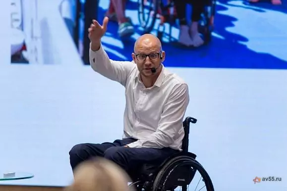 Motivasyon konuşmacısı Dmitry Cheshev