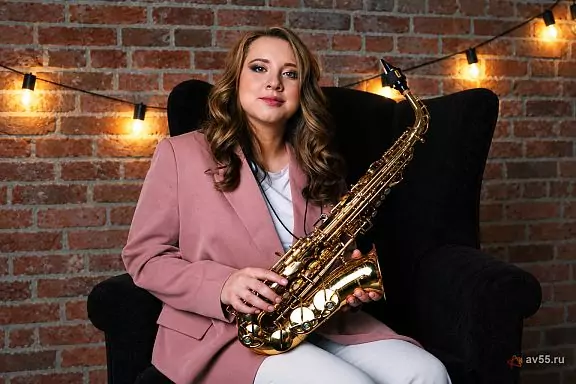 Saxophonist Anna Kazakova
