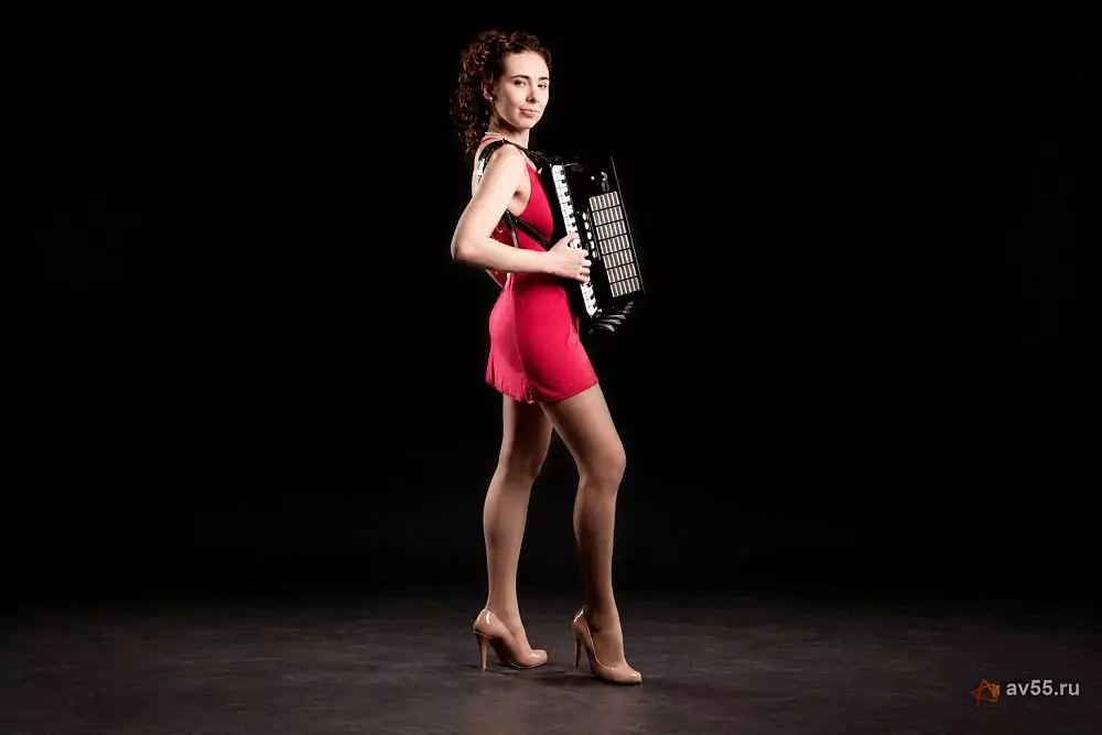 Accordionist Elena Stenkina — photo 1