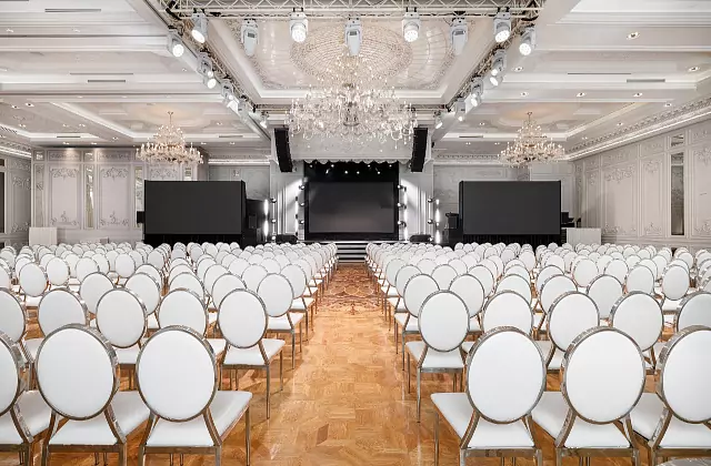 莫斯科万豪帝国广场酒店——“帝国广场”宴会厅