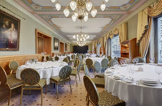 Hotel «National» — Saal «Moskowski»