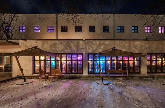 LOFT HALL #8 «Serp i Molot» — Rosewood