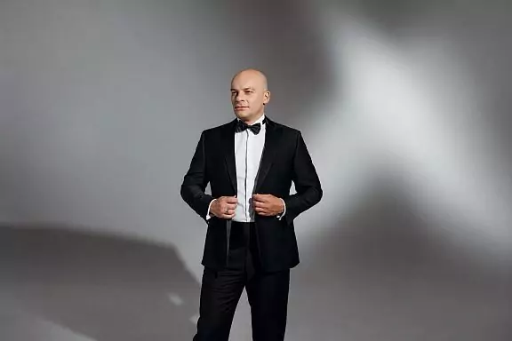 Sunucu Mihail Nikolenko