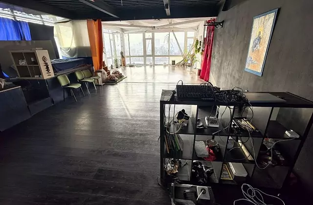 Farklı Olmak — Salon 1