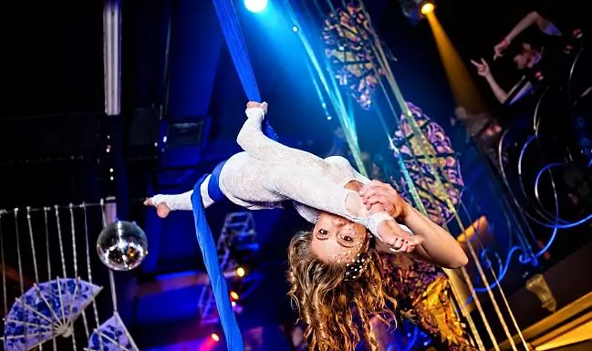 Aerial Gymnast Yulia Kiptikova