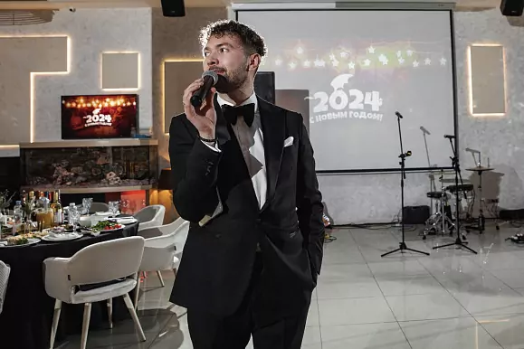 Host Ilya Zhdanovsky