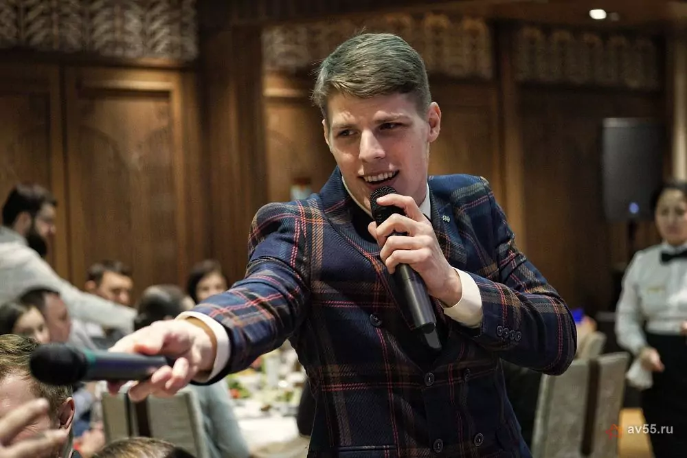 Host Igor Ushakov — photo 1