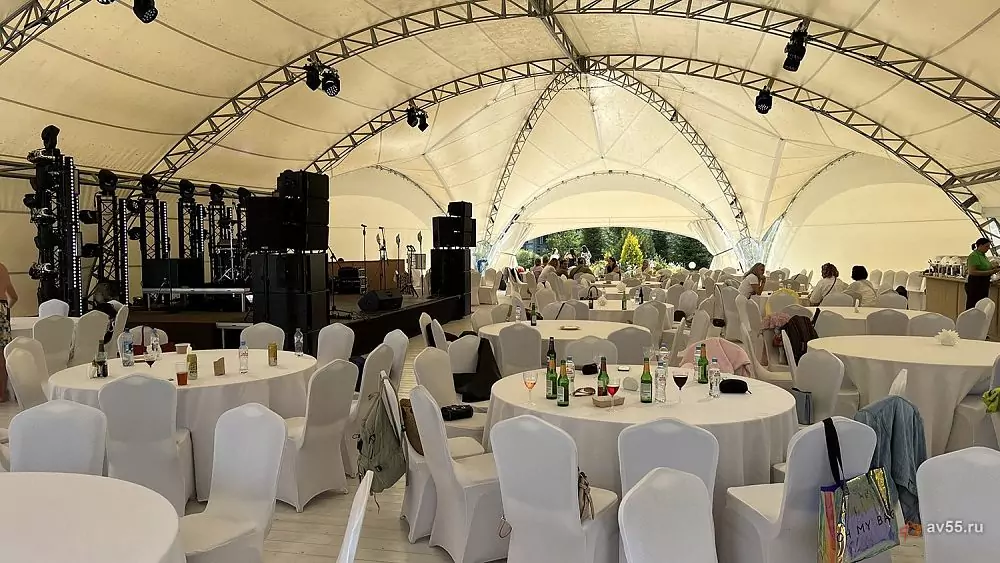 Ikscha River Club — Zelt «Bereg» — Foto 1