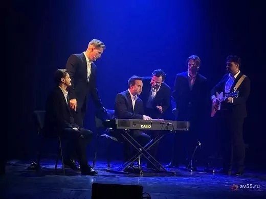Spectacle musical et dansant « Les hommes, c'est... »