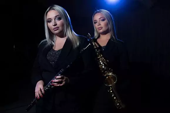 Duo “The Galkin Sisters”