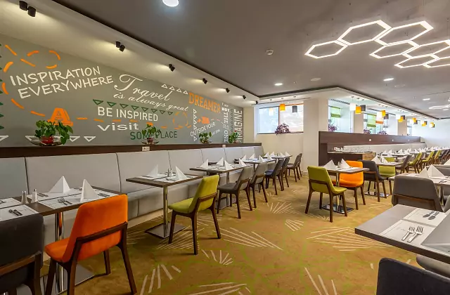 Holiday Inn Moskova Sokolniki — «Moskva» Restoranı