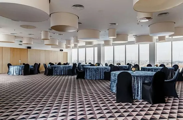 AZIMUT City Hotel Sankt Petersburg — Saal „Berlin“