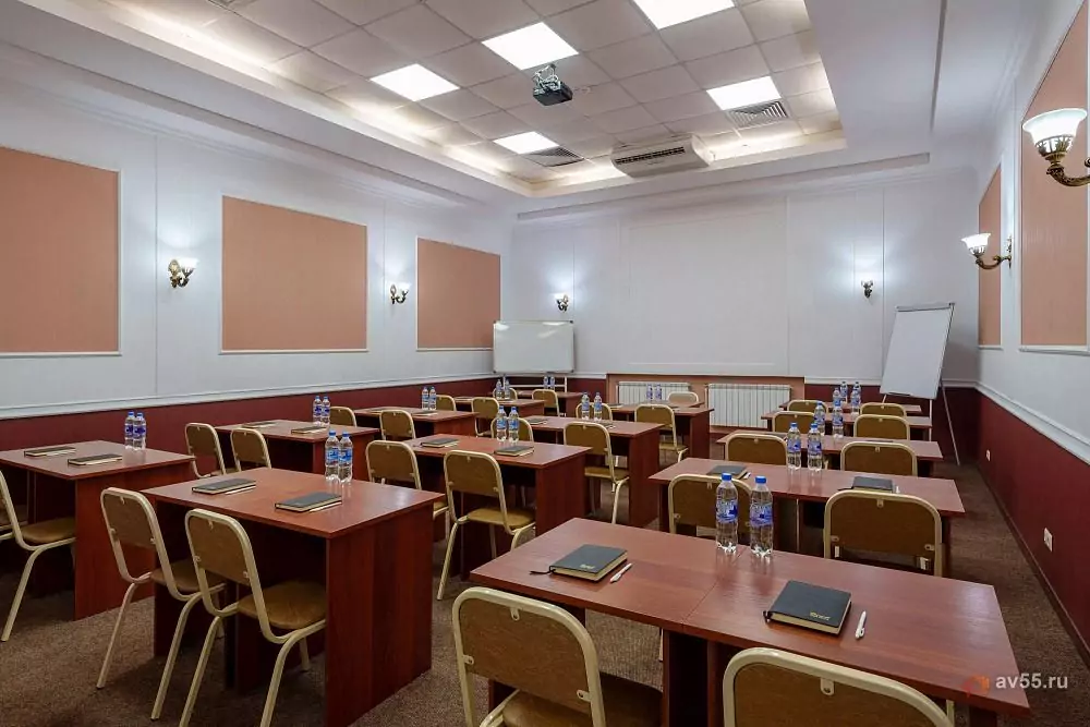 GK „Nika“ — Kleiner Konferenzsaal — Foto 1