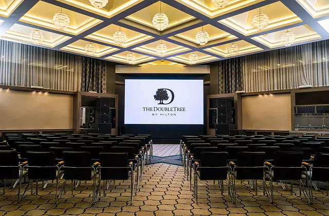 DoubleTree by Hilton — Diamond Ballroom
