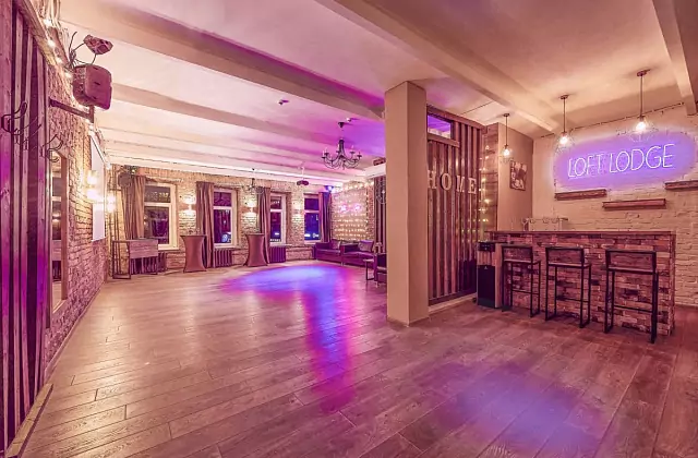 Loft Lodge 10