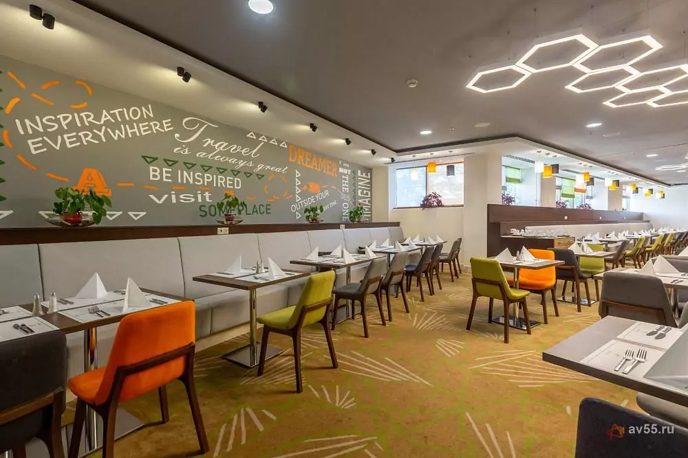 Holiday Inn Moscú Sokólniki — Restaurante «Moskva» — foto 1