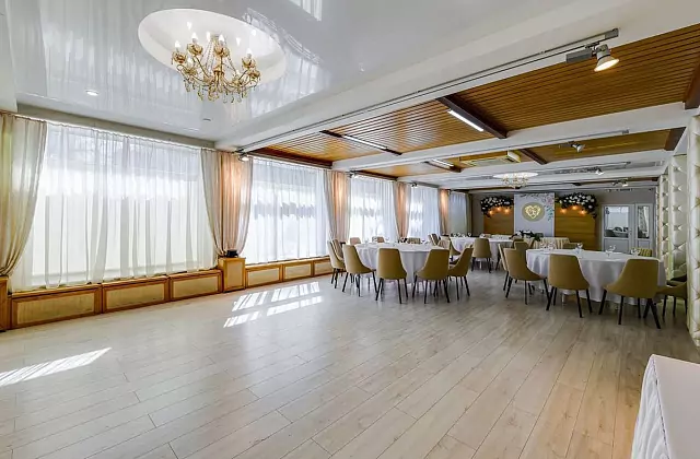 Cinquième théâtre — salle « Avocat »