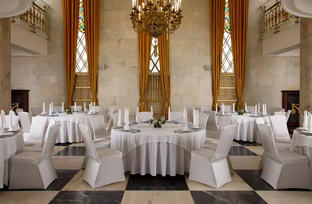 Hilton Moscou Leningradskaïa — Salle « Leningrad »