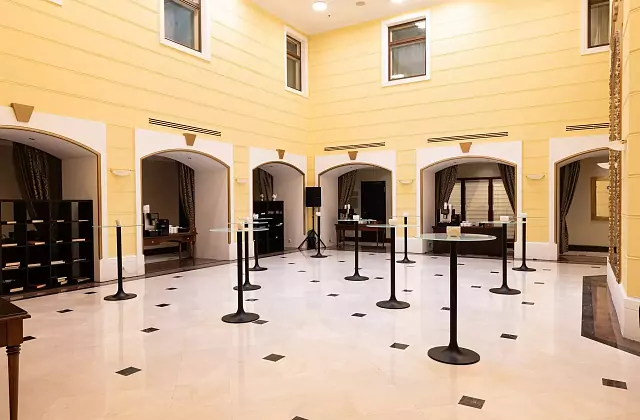 Cosmos Selection Nevsky Royal — Atrium Hall