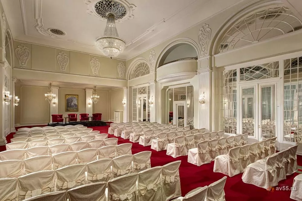 Hotel Astoria — Ballroom — photo 1