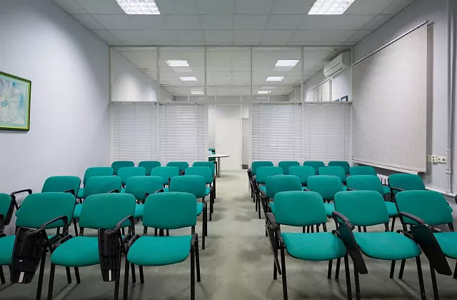 Hotel «Oktyabrskaya» — Orlovsky Conference Hall
