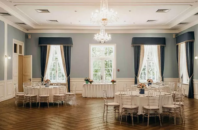 Palmira Garden — Catherine Hall