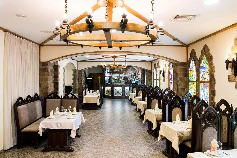 Hotel "Camelot" — Restaurant Banquet Hall — photo 1