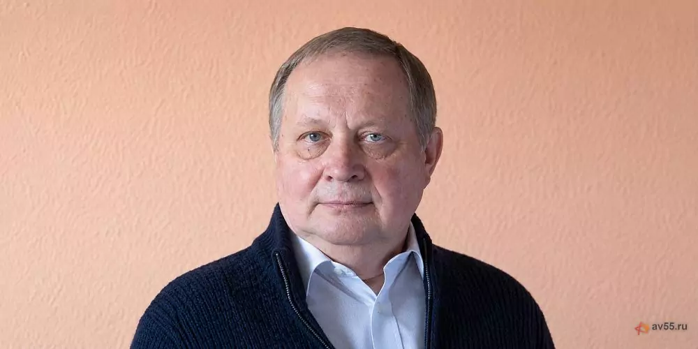 Simultaneous interpreter Nikolay Duplensky — photo 1