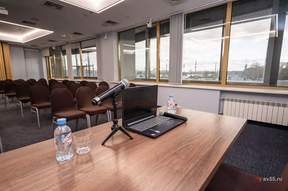 Hotel „Moskwa“ — Saal „Leningradski“ — Foto 1