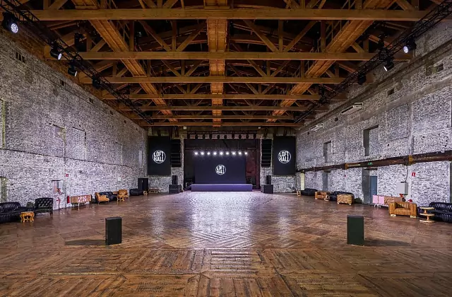 LOFT HALL #8 «Serp i Molot» — Main Hall