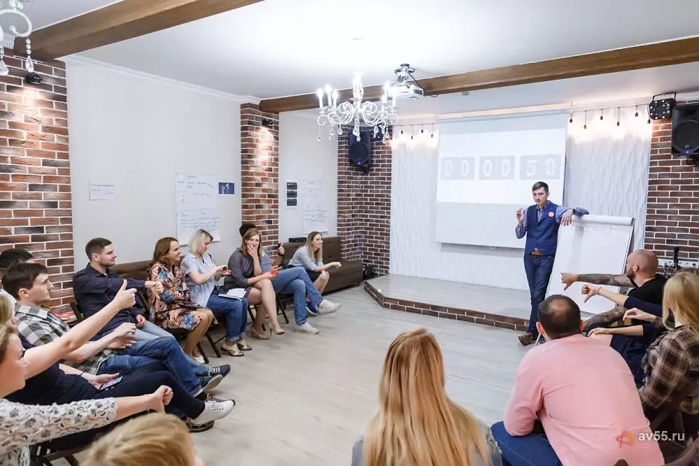 Rhetorik-Speaker Alexander Yanykhbash — Foto 1