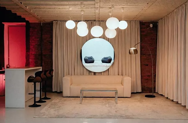 Ö Art Space