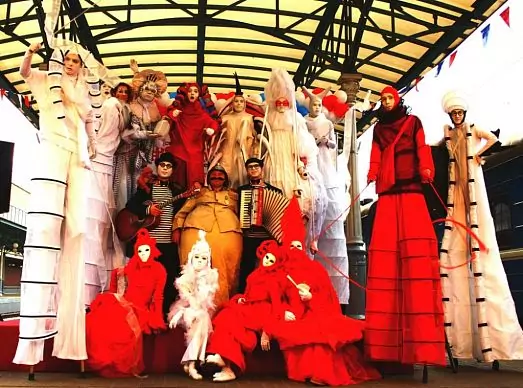 Stilt Theater “The Tall Brothers”