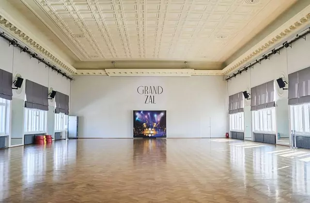 Akademie Be Pro — Konferenzsaal