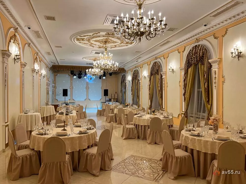 Park-Hall Georgievsky — Golden Hall — photo 1