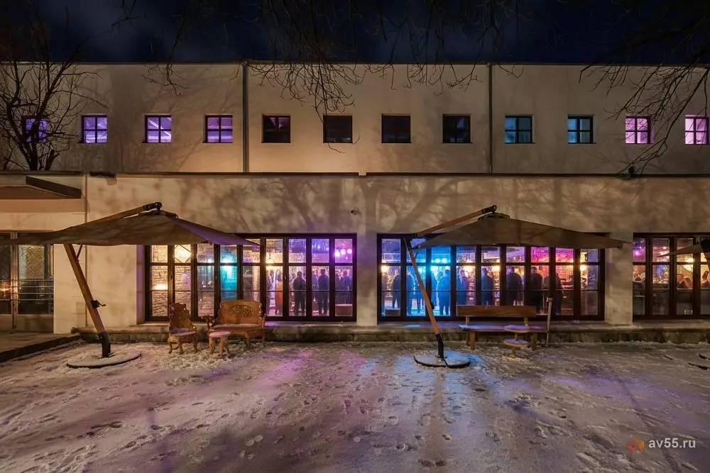 LOFT HALL #8 «Serp i Molot» — Rosewood — 照片 1
