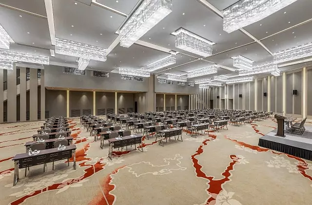 Soluxe Hotel Moscow（索卢克斯酒店莫斯科）— «北京»宴会厅