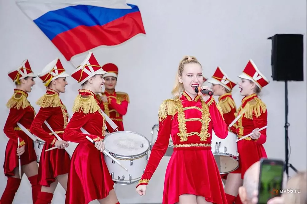 Drummer show group "Malaya Okhta" — photo 1