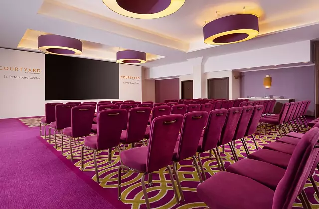 CORT INN Saint-Pétersbourg — Salle «Tolstoï»
