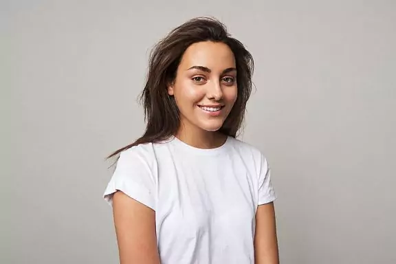 Aktris Anastasia Nevratova