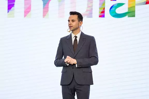 Host Stanislav Alexandrov