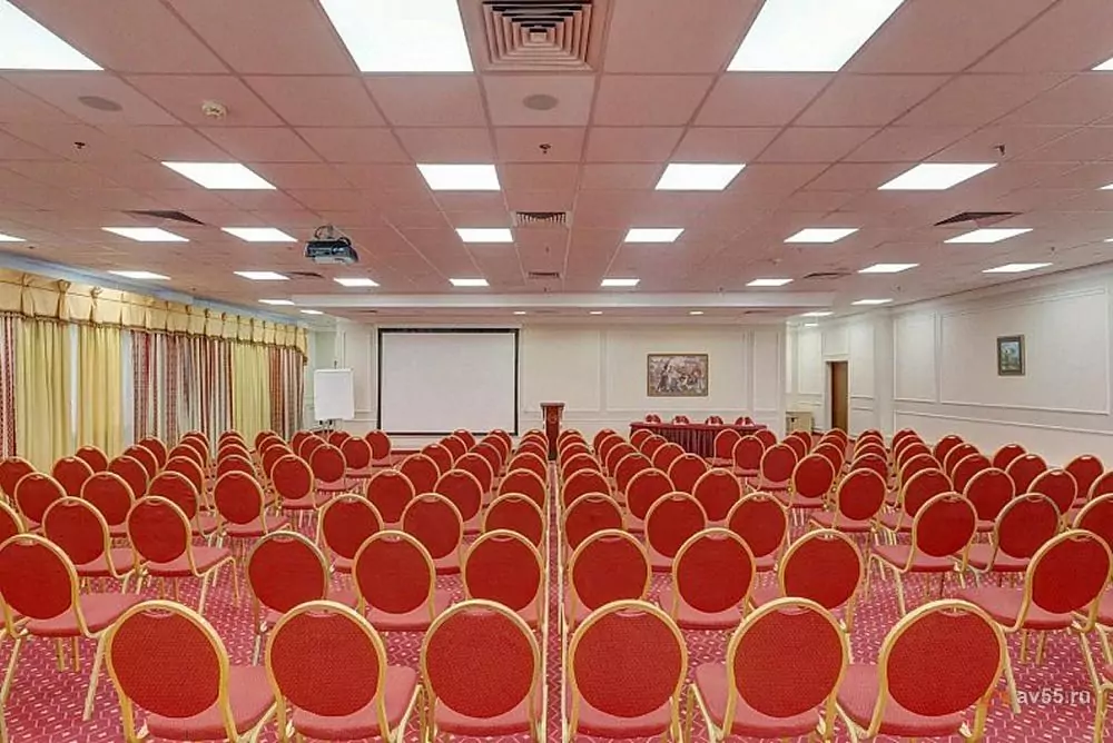 Borodino Kongre Oteli — «Bagration» Konferans Salonu — fotoğraf 1