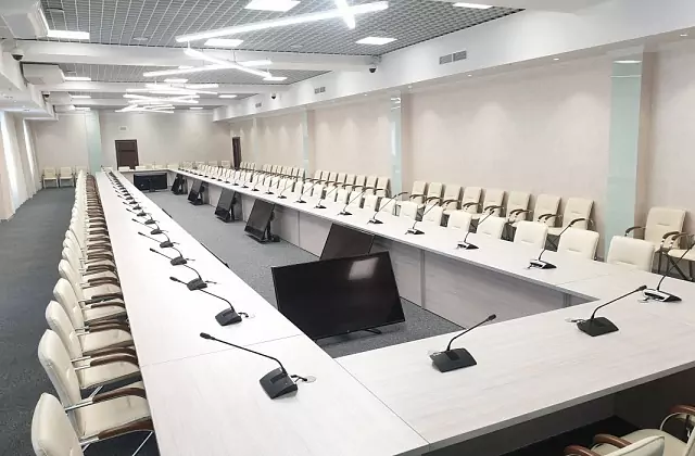 Конгресс-холл «Континент» — Белый зал