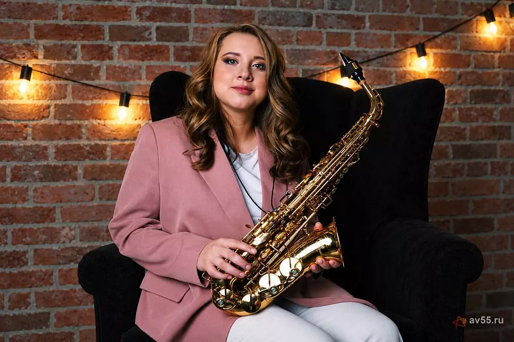 Saxophonistin Anna Kazakova – Foto 1