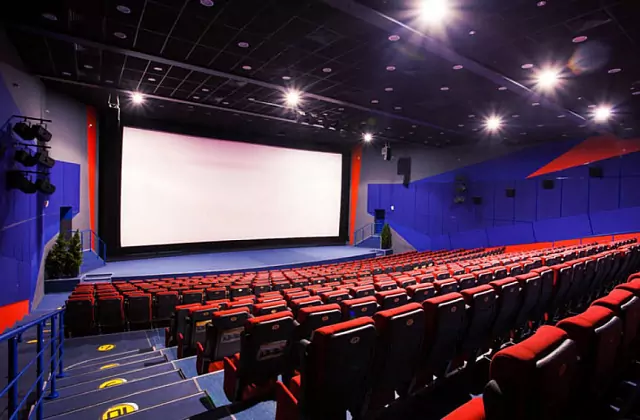Restaurant « Moscou » — Salle de ciné-concert