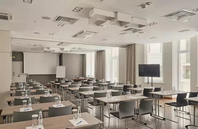 Hotel Indigo Sankt Petersburg — Saal «Symphonie+Sonate»