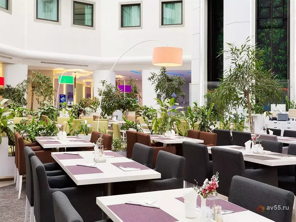 Novotel Aeropuerto Sheremetyevo — Restaurante Cote Jardin — foto 1
