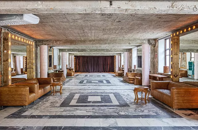 LOFT HALL #8 «Serp i Molot» — Brook Hall